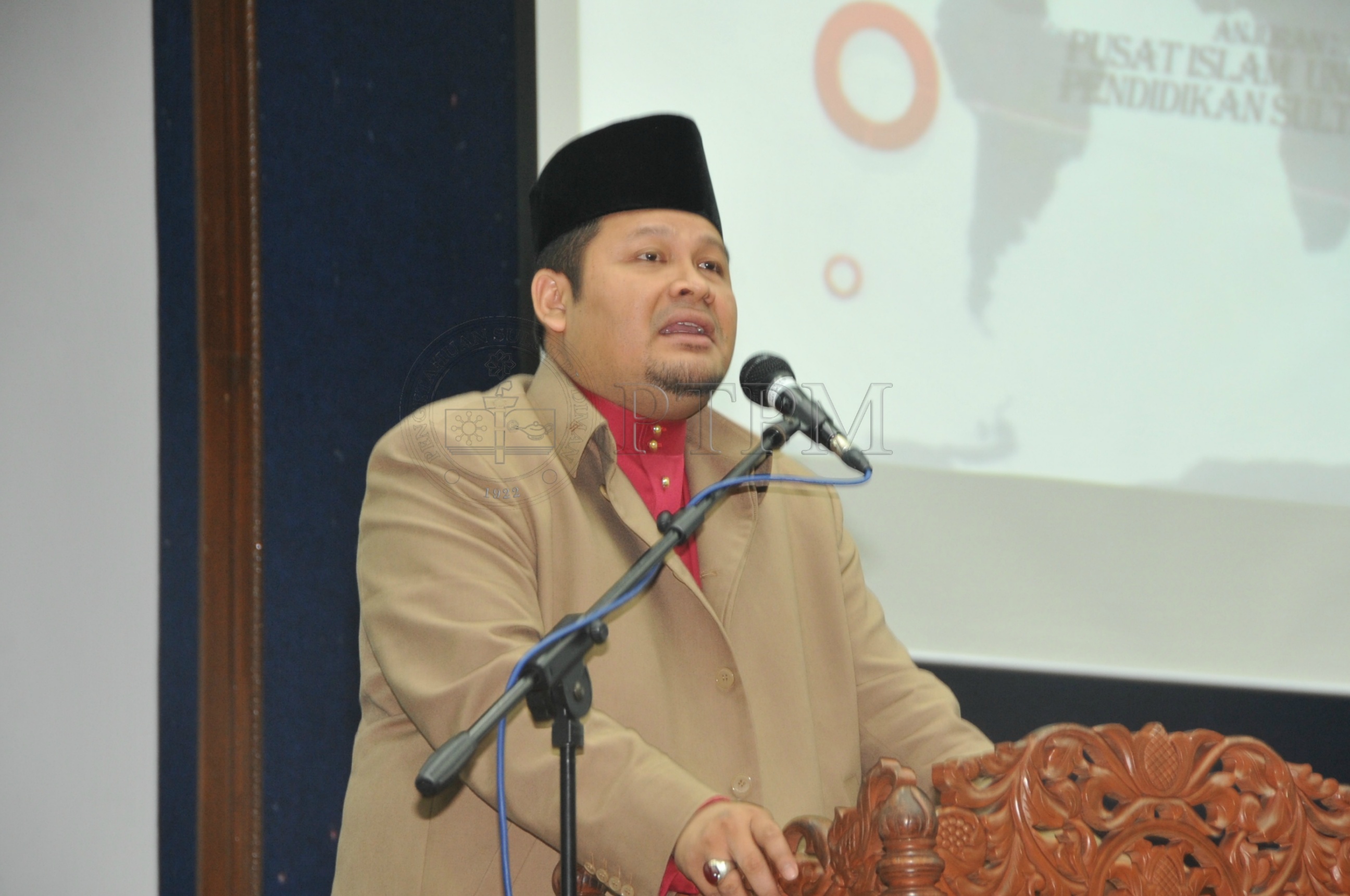 PRO 14 109 HIJRAHPRO 8551